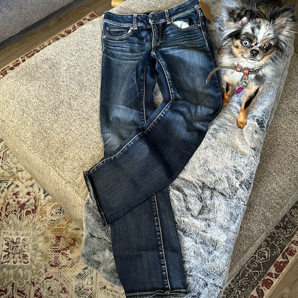 American Eagle 🦅 Outfitters  Denim Jeans. Kick Boot 28